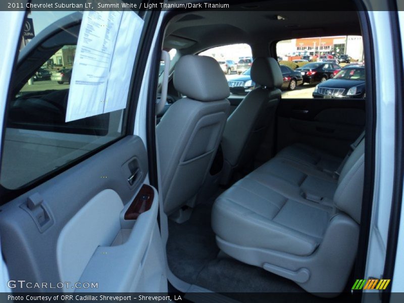 Summit White / Light Titanium/Dark Titanium 2011 Chevrolet Suburban LT