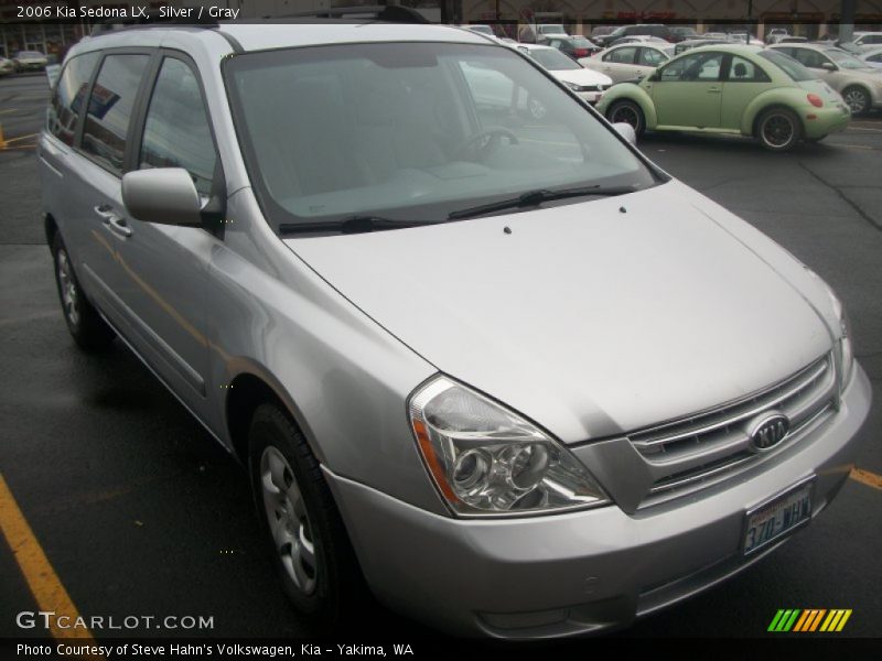 Silver / Gray 2006 Kia Sedona LX