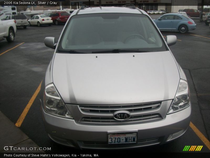 Silver / Gray 2006 Kia Sedona LX