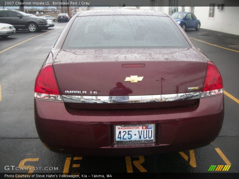 Bordeaux Red / Gray 2007 Chevrolet Impala LS
