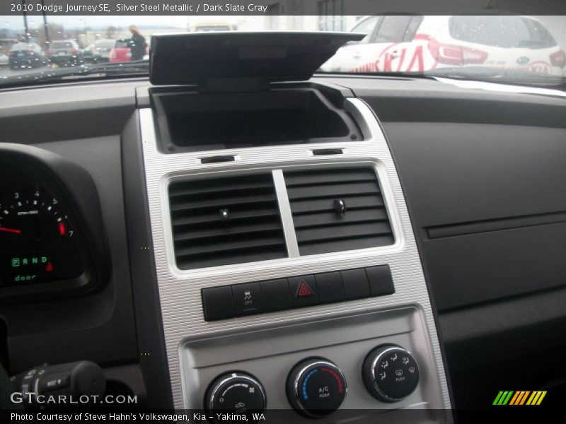 Silver Steel Metallic / Dark Slate Gray 2010 Dodge Journey SE