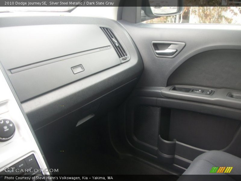Silver Steel Metallic / Dark Slate Gray 2010 Dodge Journey SE