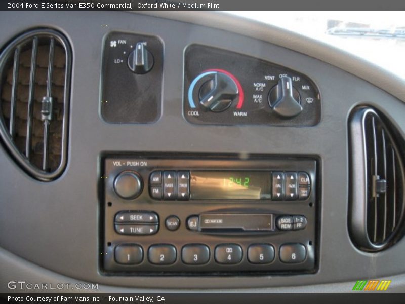 Oxford White / Medium Flint 2004 Ford E Series Van E350 Commercial