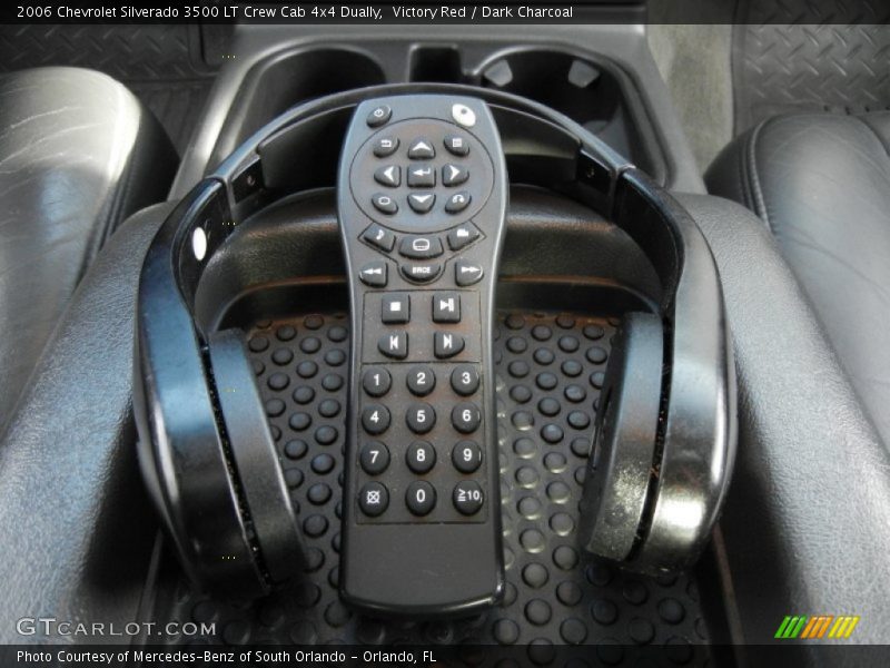 Victory Red / Dark Charcoal 2006 Chevrolet Silverado 3500 LT Crew Cab 4x4 Dually
