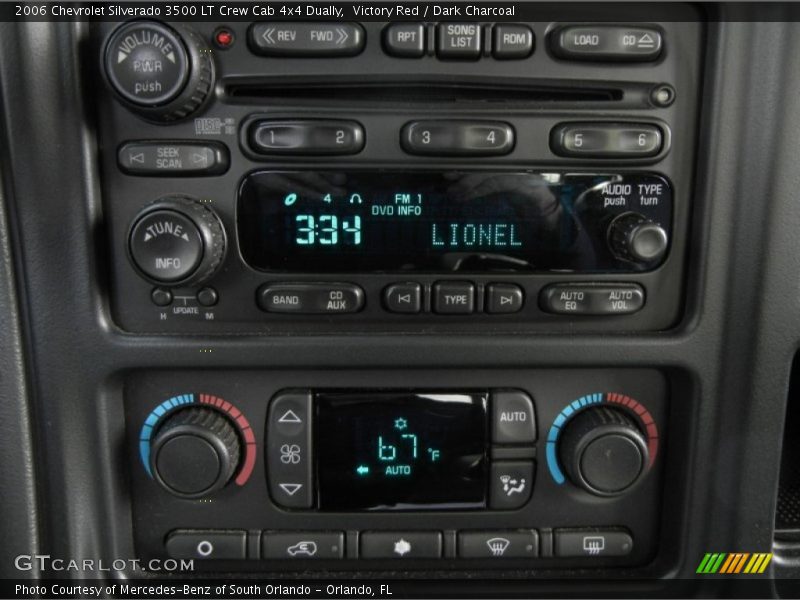 Controls of 2006 Silverado 3500 LT Crew Cab 4x4 Dually