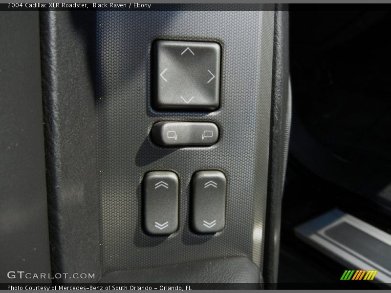 Controls of 2004 XLR Roadster