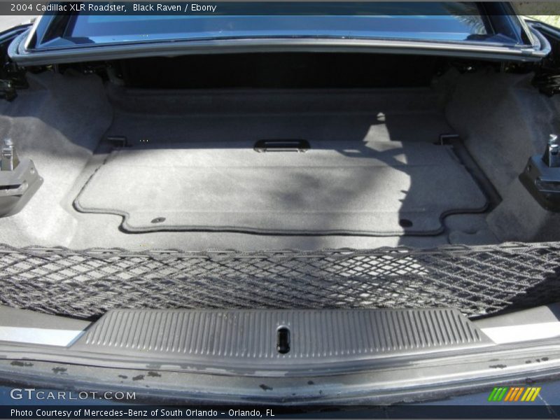  2004 XLR Roadster Trunk