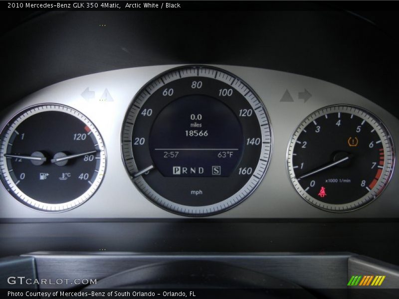 Arctic White / Black 2010 Mercedes-Benz GLK 350 4Matic