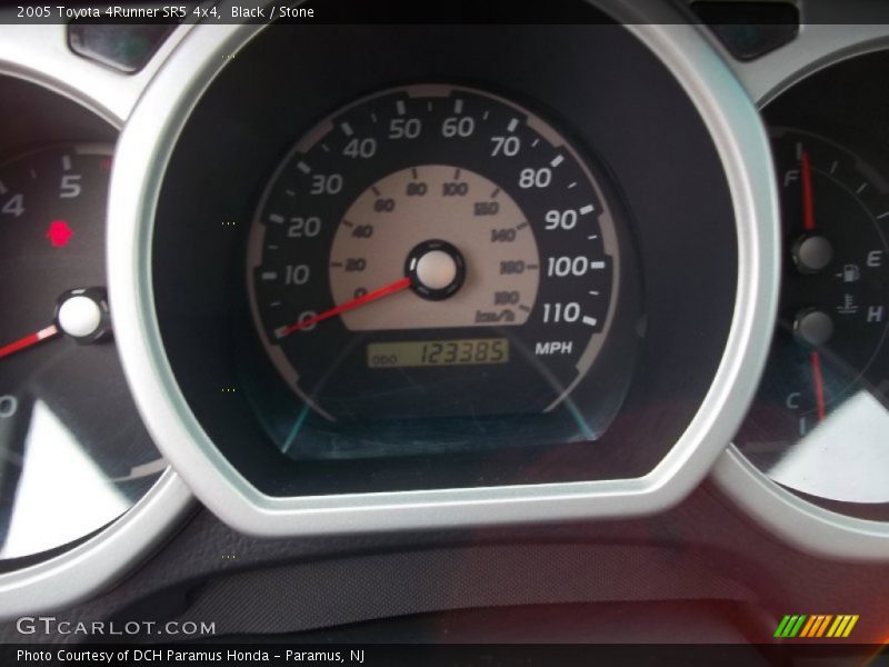 Black / Stone 2005 Toyota 4Runner SR5 4x4