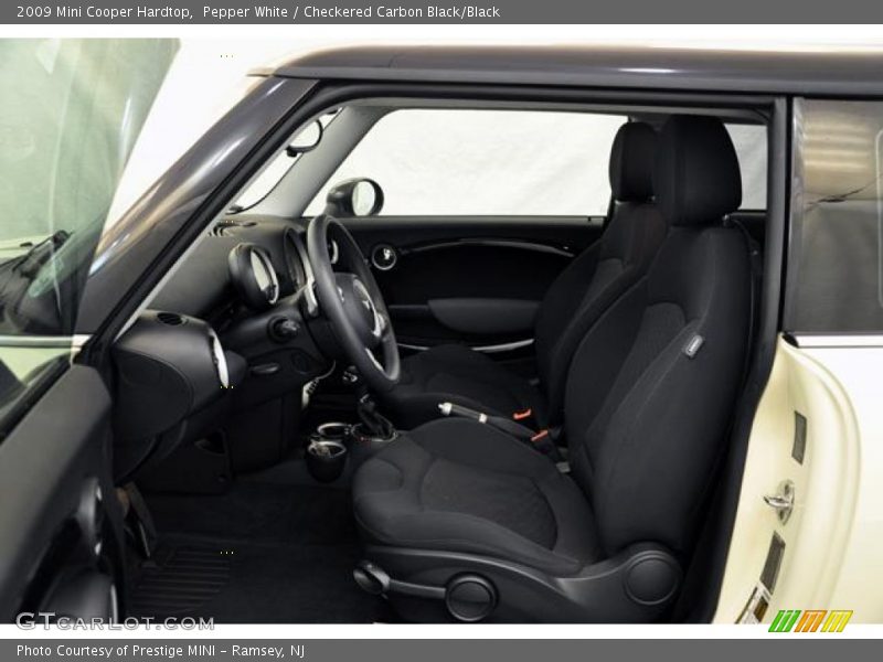 Pepper White / Checkered Carbon Black/Black 2009 Mini Cooper Hardtop