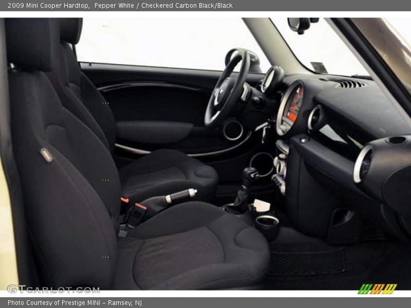 Pepper White / Checkered Carbon Black/Black 2009 Mini Cooper Hardtop