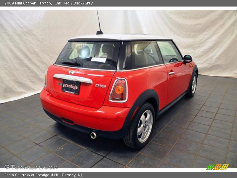 Chili Red / Black/Grey 2009 Mini Cooper Hardtop