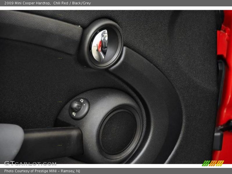Chili Red / Black/Grey 2009 Mini Cooper Hardtop