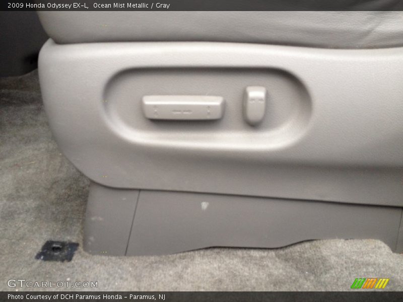 Ocean Mist Metallic / Gray 2009 Honda Odyssey EX-L