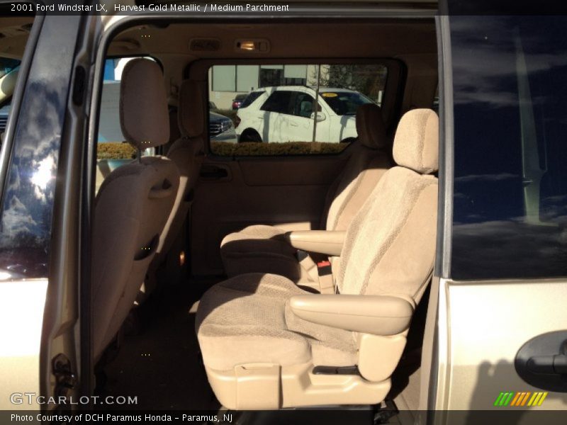 Harvest Gold Metallic / Medium Parchment 2001 Ford Windstar LX