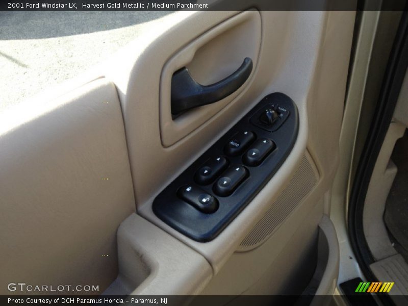 Harvest Gold Metallic / Medium Parchment 2001 Ford Windstar LX