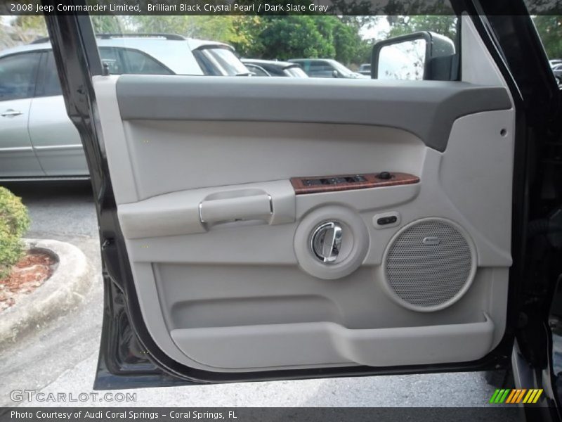 Door Panel of 2008 Commander Limited
