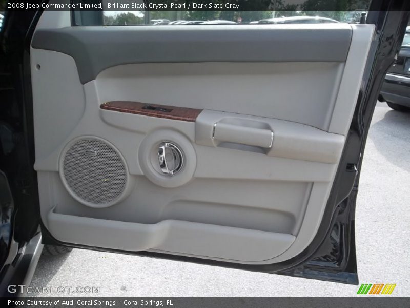 Door Panel of 2008 Commander Limited