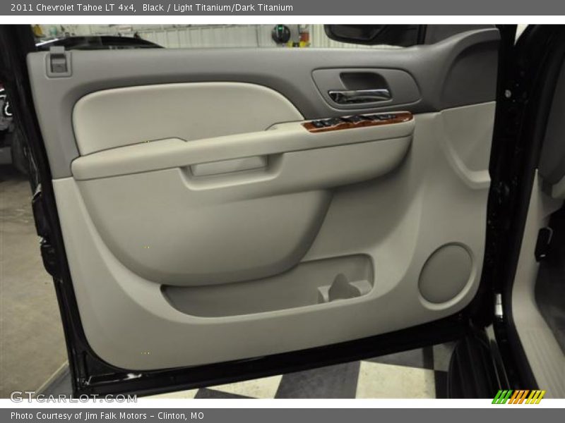 Black / Light Titanium/Dark Titanium 2011 Chevrolet Tahoe LT 4x4