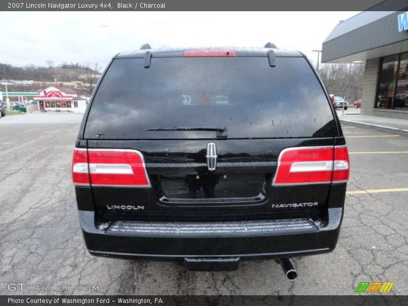 Black / Charcoal 2007 Lincoln Navigator Luxury 4x4