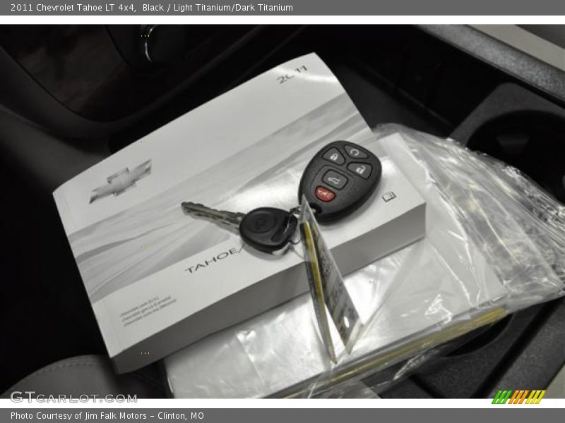 Black / Light Titanium/Dark Titanium 2011 Chevrolet Tahoe LT 4x4