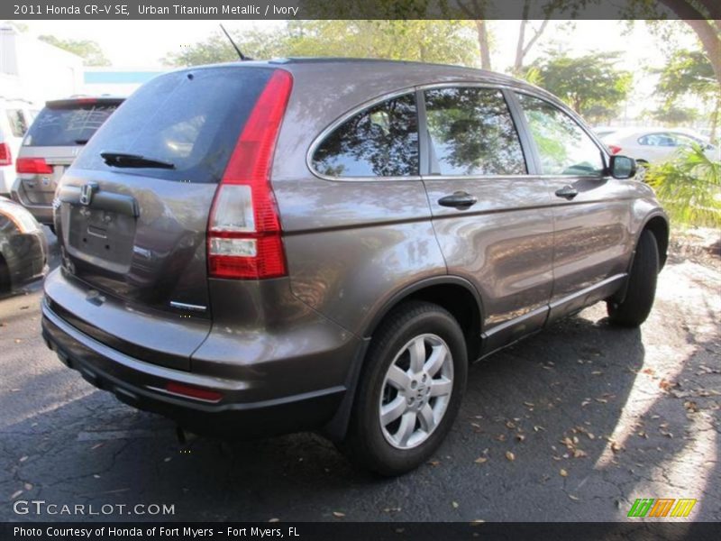Urban Titanium Metallic / Ivory 2011 Honda CR-V SE