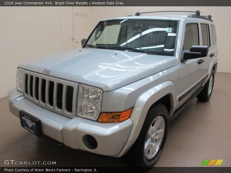 Bright Silver Metallic / Medium Slate Gray 2006 Jeep Commander 4x4