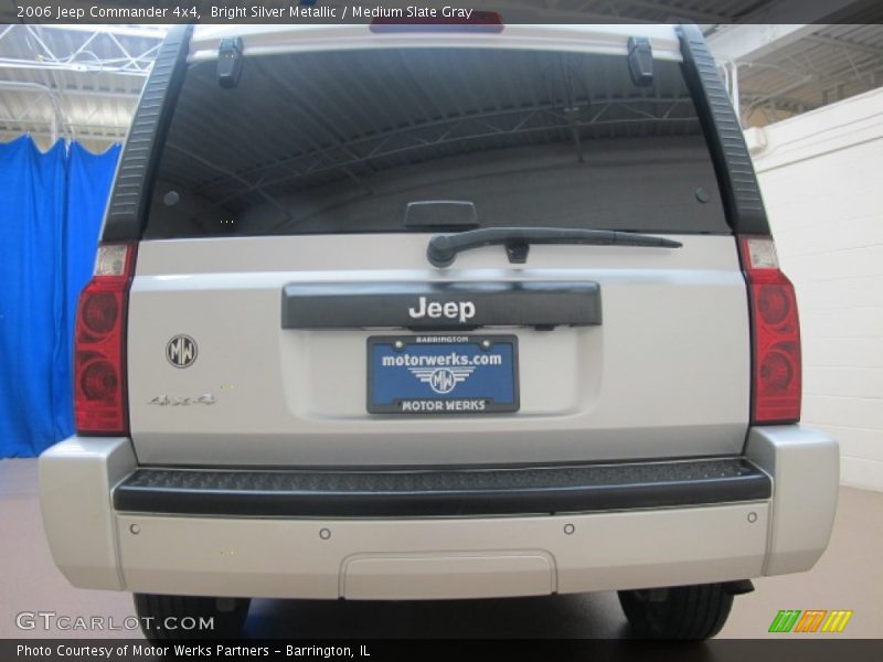 Bright Silver Metallic / Medium Slate Gray 2006 Jeep Commander 4x4