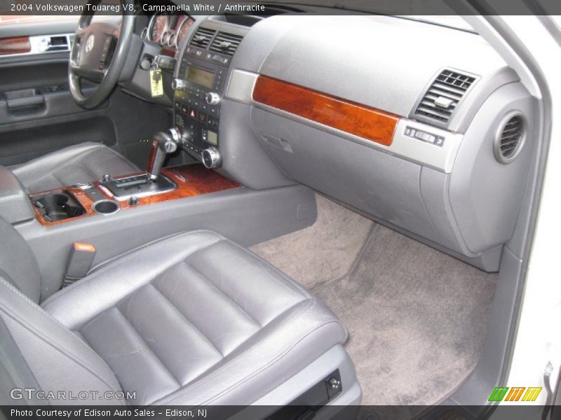 Campanella White / Anthracite 2004 Volkswagen Touareg V8