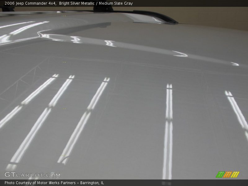 Bright Silver Metallic / Medium Slate Gray 2006 Jeep Commander 4x4