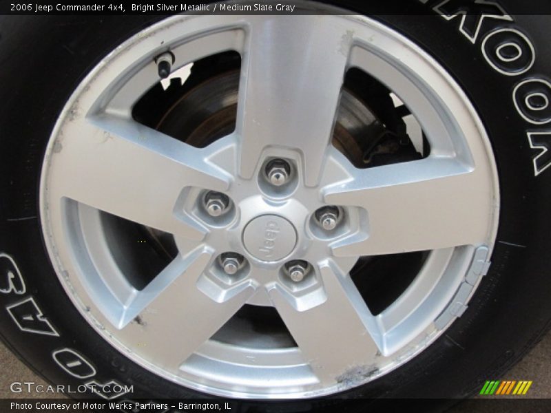 Bright Silver Metallic / Medium Slate Gray 2006 Jeep Commander 4x4