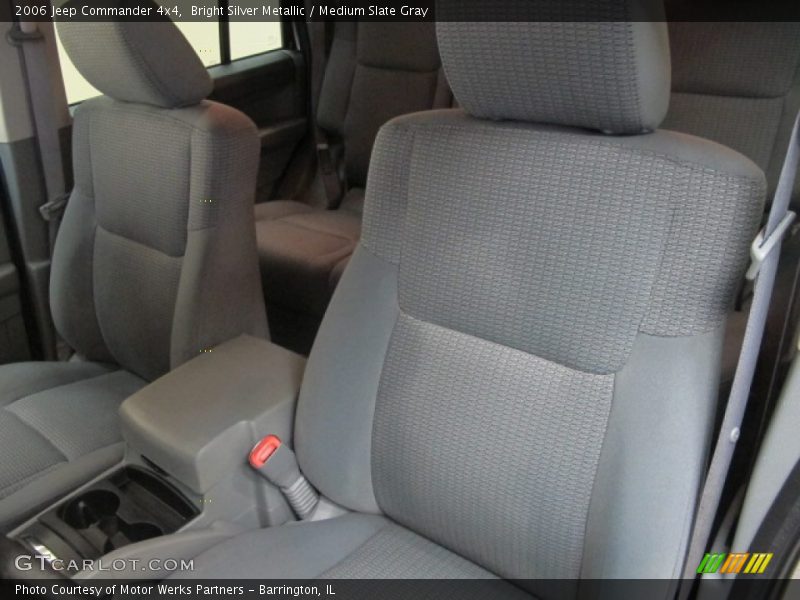 Bright Silver Metallic / Medium Slate Gray 2006 Jeep Commander 4x4