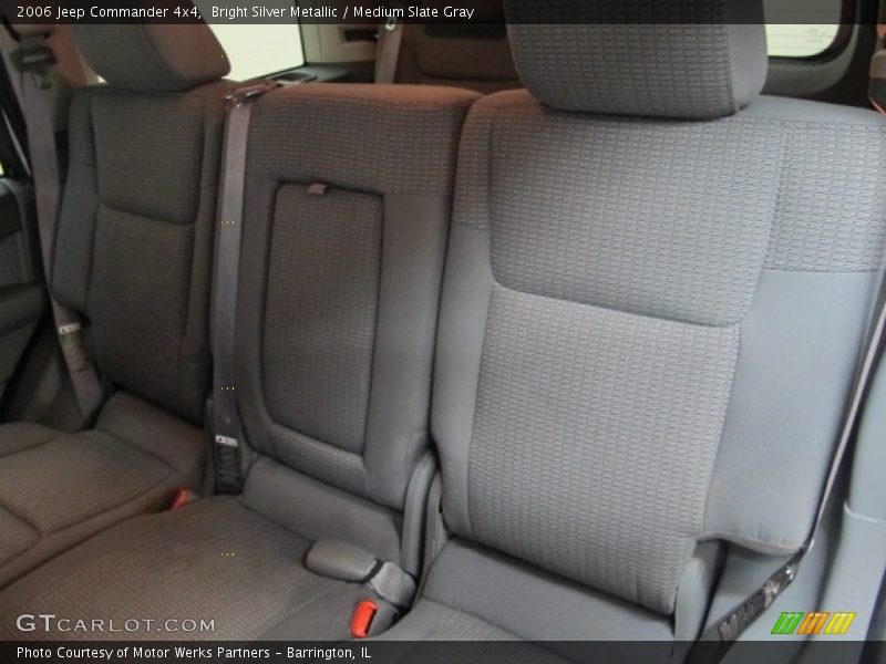 Bright Silver Metallic / Medium Slate Gray 2006 Jeep Commander 4x4