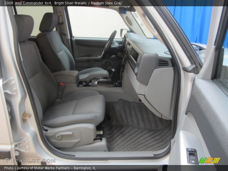Bright Silver Metallic / Medium Slate Gray 2006 Jeep Commander 4x4