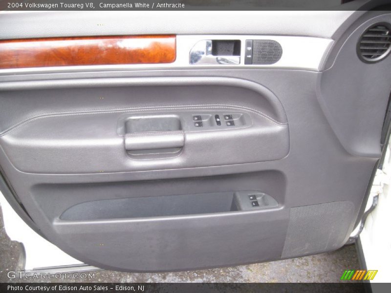 Campanella White / Anthracite 2004 Volkswagen Touareg V8