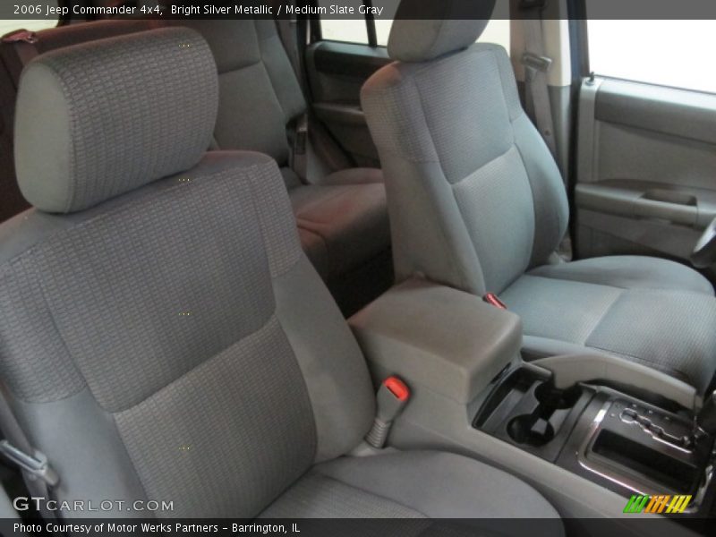 Bright Silver Metallic / Medium Slate Gray 2006 Jeep Commander 4x4