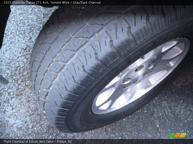 Summit White / Gray/Dark Charcoal 2003 Chevrolet Tahoe Z71 4x4