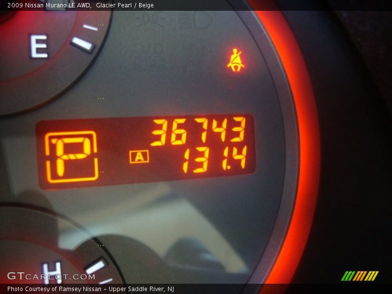 Glacier Pearl / Beige 2009 Nissan Murano LE AWD