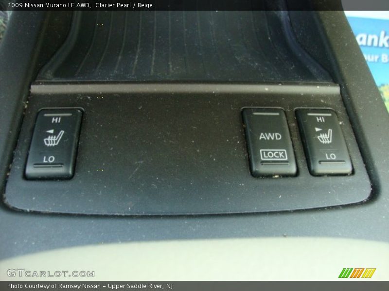 Glacier Pearl / Beige 2009 Nissan Murano LE AWD
