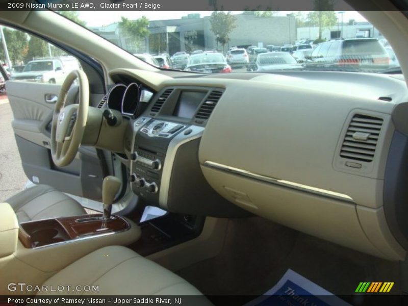 Glacier Pearl / Beige 2009 Nissan Murano LE AWD