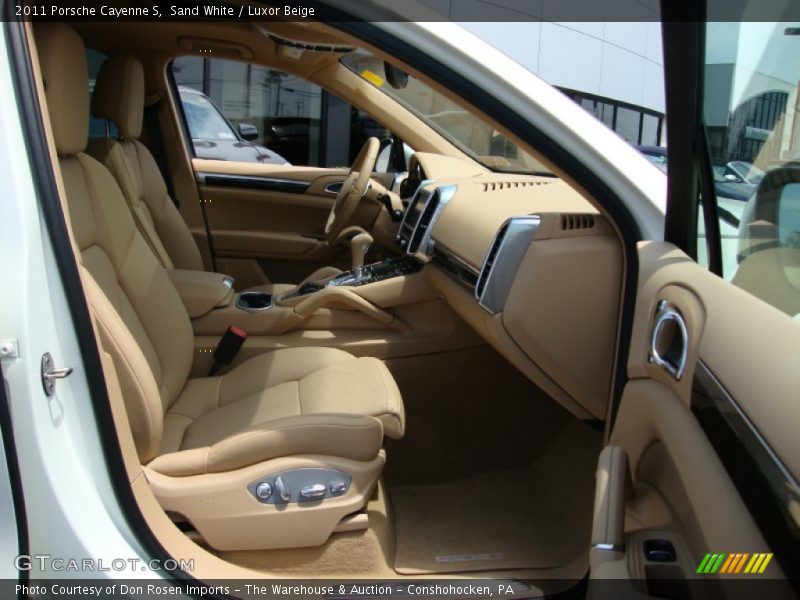 Sand White / Luxor Beige 2011 Porsche Cayenne S