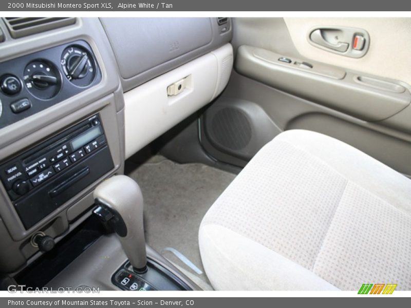 Alpine White / Tan 2000 Mitsubishi Montero Sport XLS