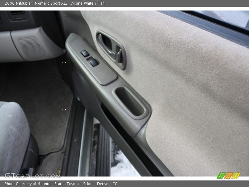 Alpine White / Tan 2000 Mitsubishi Montero Sport XLS