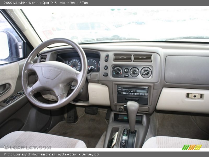 Alpine White / Tan 2000 Mitsubishi Montero Sport XLS