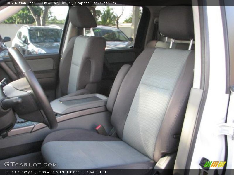White / Graphite Black/Titanium 2007 Nissan Titan SE Crew Cab