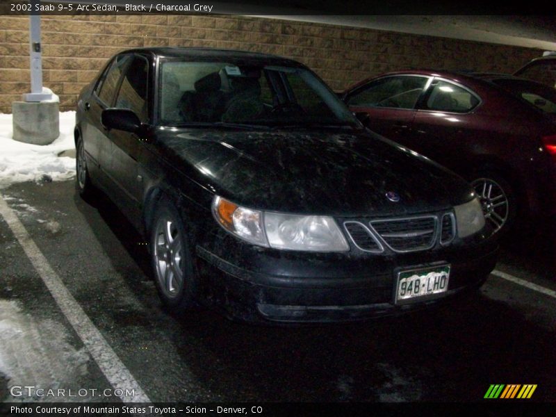 Black / Charcoal Grey 2002 Saab 9-5 Arc Sedan