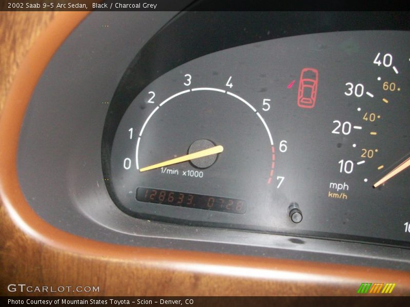 Black / Charcoal Grey 2002 Saab 9-5 Arc Sedan