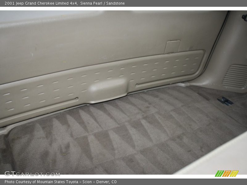 Sienna Pearl / Sandstone 2001 Jeep Grand Cherokee Limited 4x4