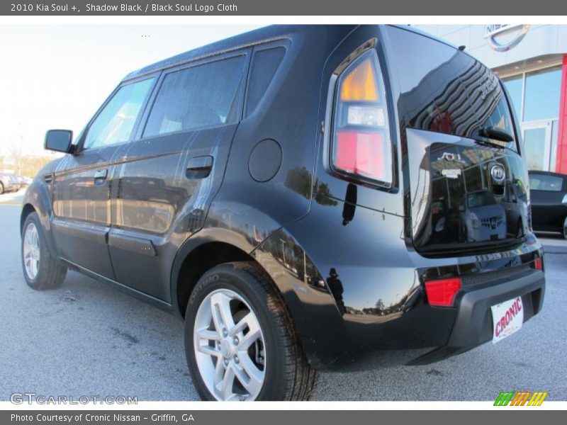 Shadow Black / Black Soul Logo Cloth 2010 Kia Soul +