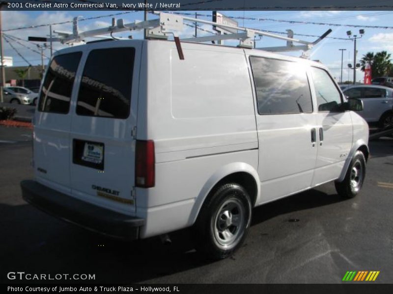 Ivory White / Neutral 2001 Chevrolet Astro Commercial Van